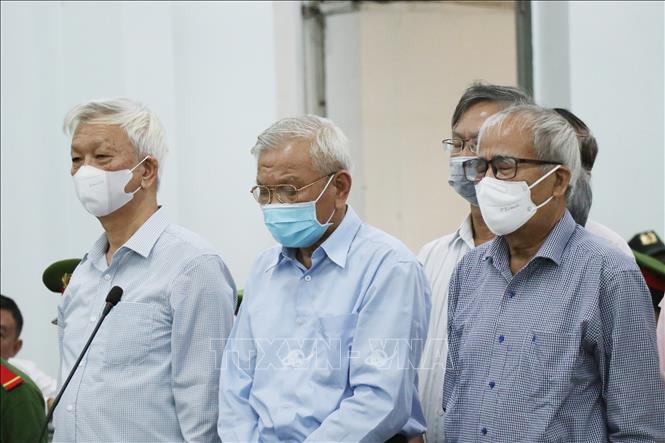 Ba cựu lãnh đạo UBND tỉnh Khánh Hòa ra hầu tòa