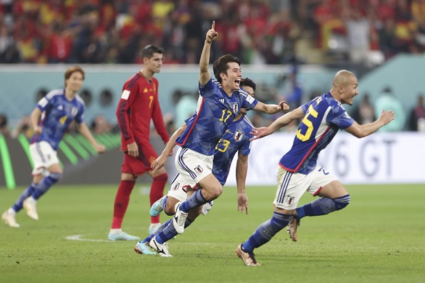 Nhật Bản giành vé đi tiếp sau khi tạo địa chấn trước Tây Ban Nha. (Nguồn: Getty Images)