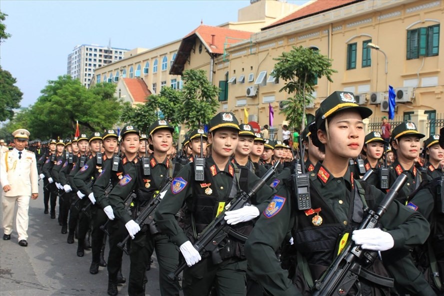 Cơ quan, tổ chức và công dân Việt Nam có trách nhiệm tham gia xây dựng Cảnh sát cơ động trong sạch, vững mạnh.