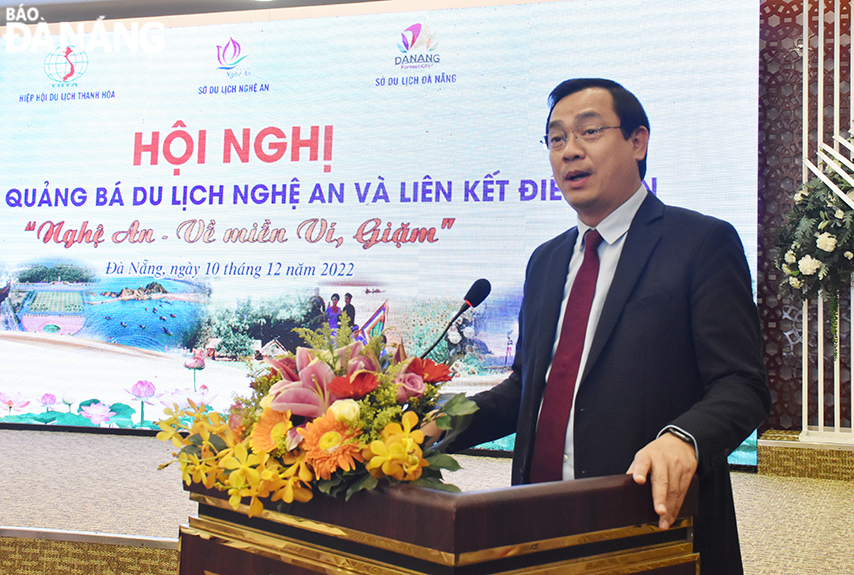 General Director of the Viet Nam National Administration of Tourism Nguyen Trung Khanh speaking at the conference