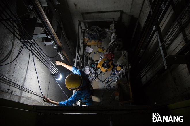 Construction workers are always checked to wear full personal protective equipment while working