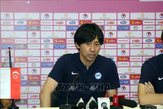 Huấn luyện viên đội tuyển Singapore Takayuki Nishigaya. Ảnh tư liệu: Tiến Lực/TTXVN