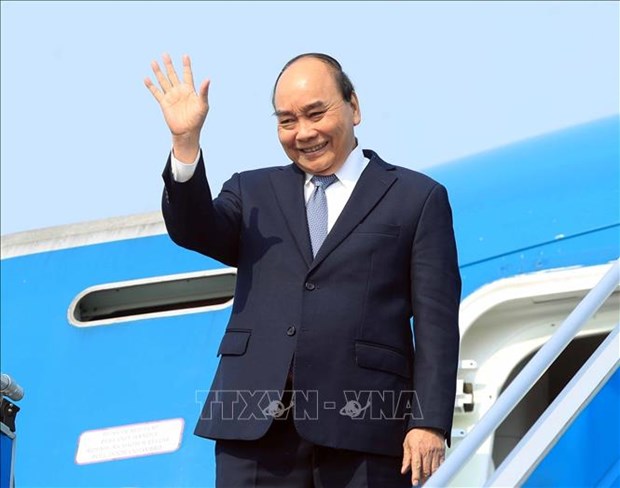 President Nguyen Xuan Phuc leaves Ha Noi, beginning a three-day state visit to Indonesia (Photo: VNA)