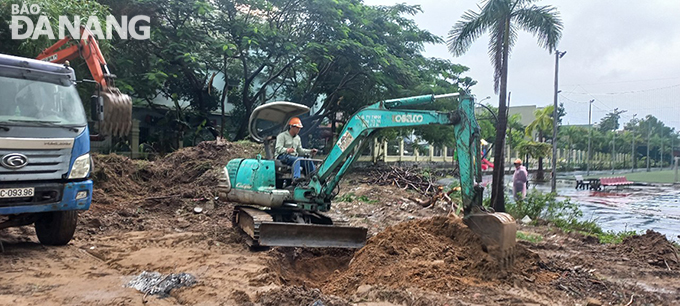 Công ty TNHH thương mại xây dựng Saiko tiến hành thi công ngay sau nghi thức động thổ dự án. Ảnh; N.P