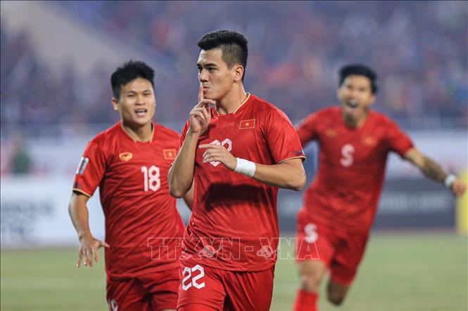 Tiến Linh lập cú đúp, Việt Nam giành vé vào chung kết AFF Cup 2022