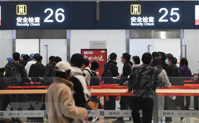 Trung Quốc ngừng cấp thị thực ngắn hạn cho du khách Hàn Quốc, Nhật Bản
