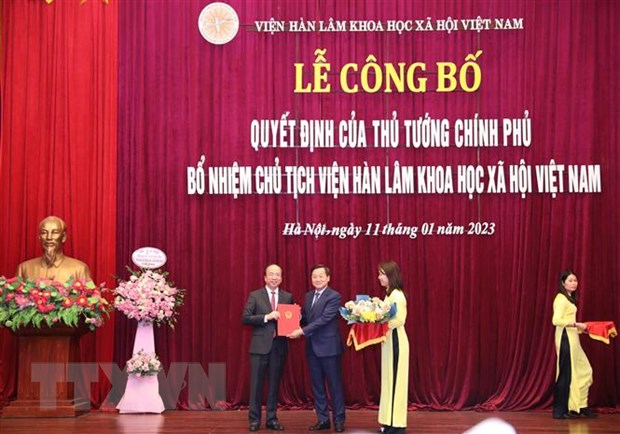 Công bố quyết định bổ nhiệm Chủ tịch Viện Hàn lâm KHXH Việt Nam