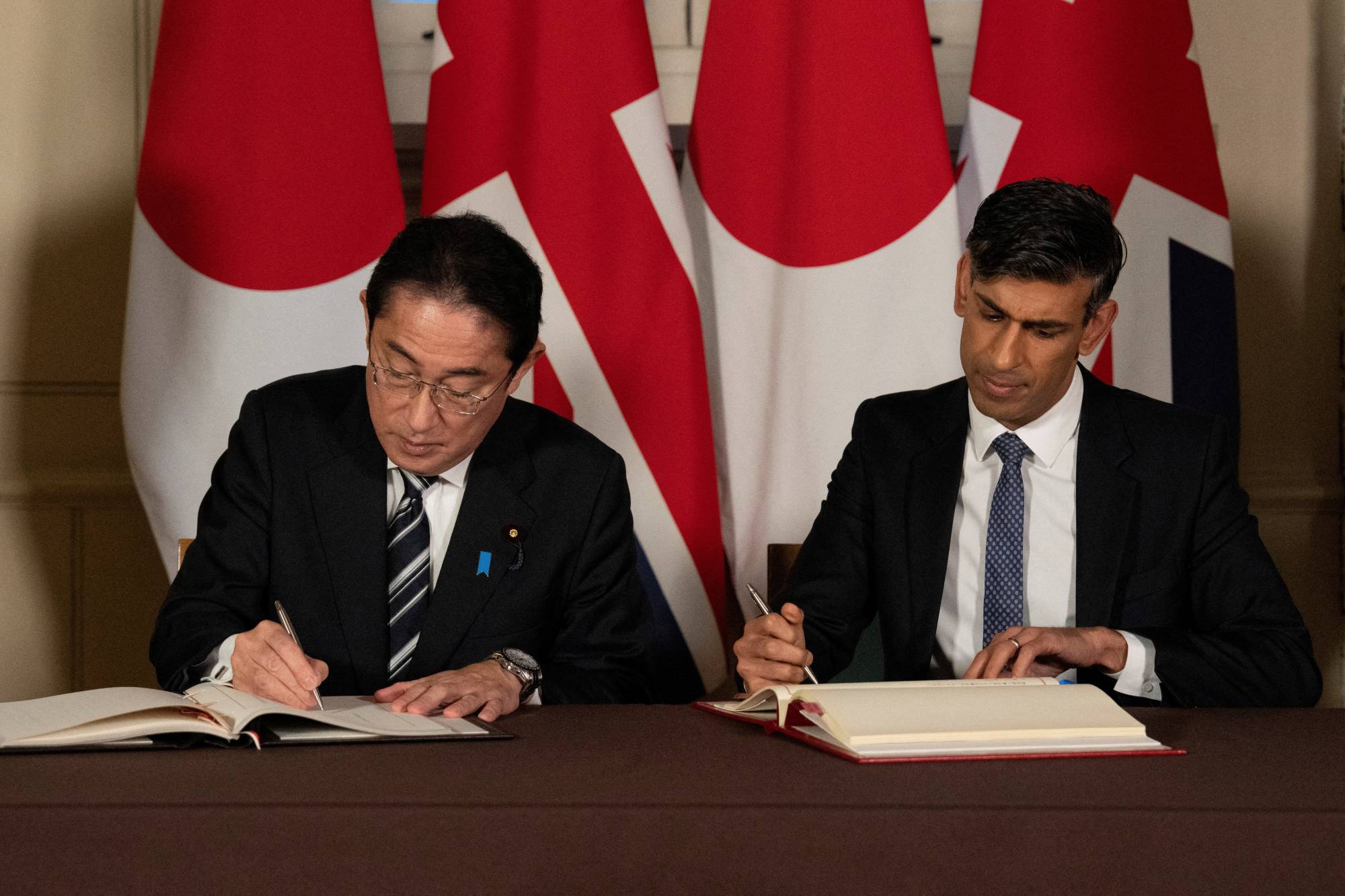 Nhật Bản, Anh đạt thỏa thuận quốc phòng lịch sử