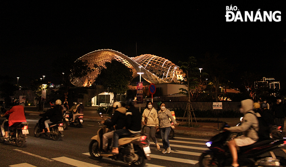 A corner of the APEC Sculpture Park in the last day of the year