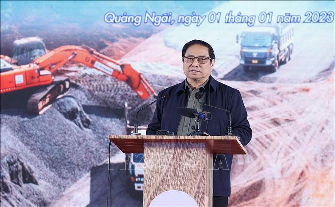 Thủ tướng Phạm Minh Chính phát biểu tại Lễ khởi công dự án đường bộ cao tốc Bắc - Nam phía Đông. Ảnh: Dương Giang/TTXVN