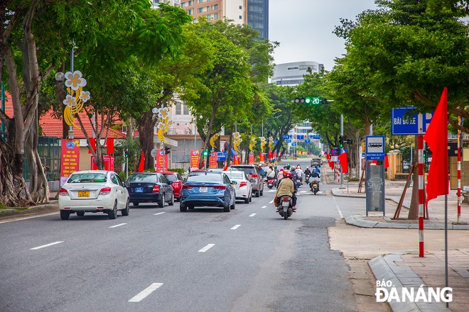 Da Nang major streets are festooned to celebrate New Year