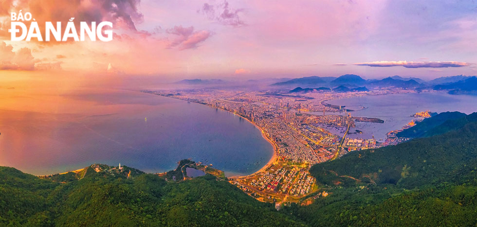 An overview of Da Nang seen from the Son Tra Peninsula.