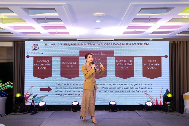 Bà Trần Mai Anh –  COO Babylon M & COO Babylon Spa chia sẻ tại sự kiện.