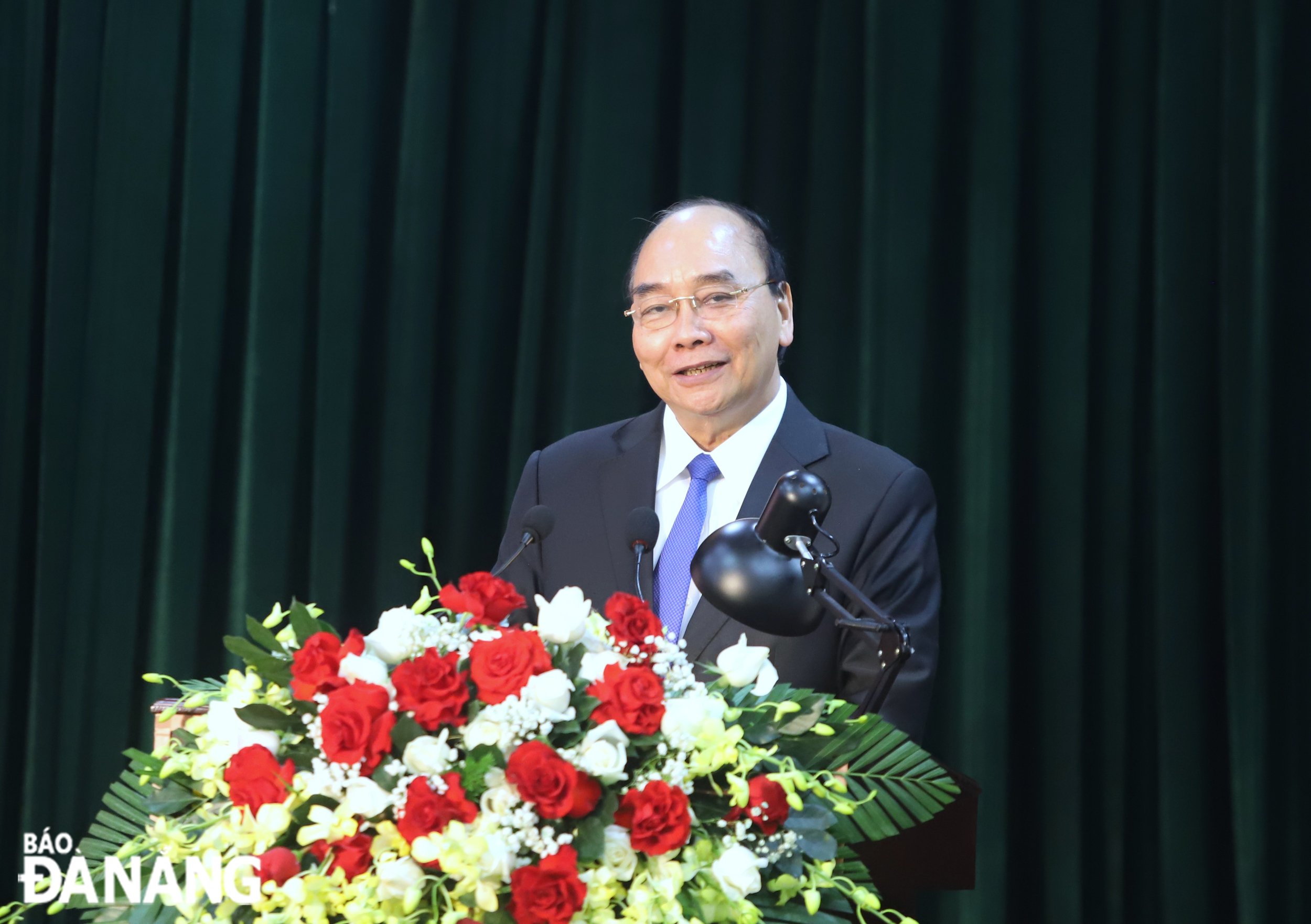 State President Nguyen Xuan Phuc speaking at the get-together