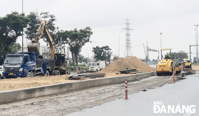 A waste water treatment project at coastal areas on the eastern side of Son Tra and Ngu Hanh Son districts in Da Nang is nearly completed