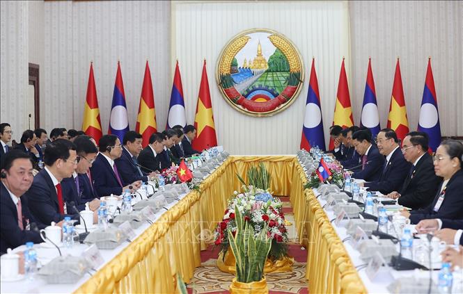 Thủ tướng Phạm Minh Chính hội đàm với Thủ tướng Lào Sonexay Siphandone. Ảnh: Dương Giang/TTXVN