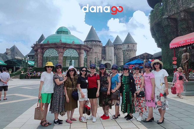 Công ty Du lịch DANAGO tại Đà Nẵng thường xuyên tổ chức tour Bà Nà Hill 1 ngày.
