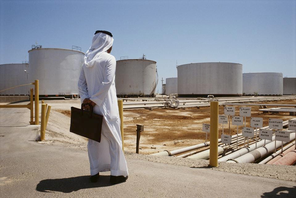 Các nước Trung Đông chuẩn bị đưa các nhà máy lọc dầu công suất lớn vào hoạt động. Ảnh: Báo Tin tức