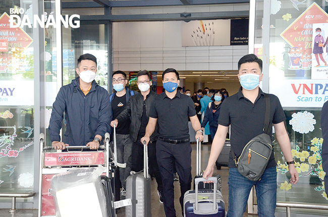 Visitors at Da Nang International Airport. Photo: THU HA