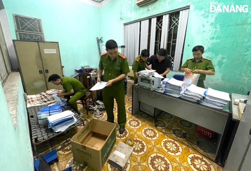 Khám xét khẩn cấp 2 trung tâm đăng kiểm xe cơ giới tại Đà Nẵng