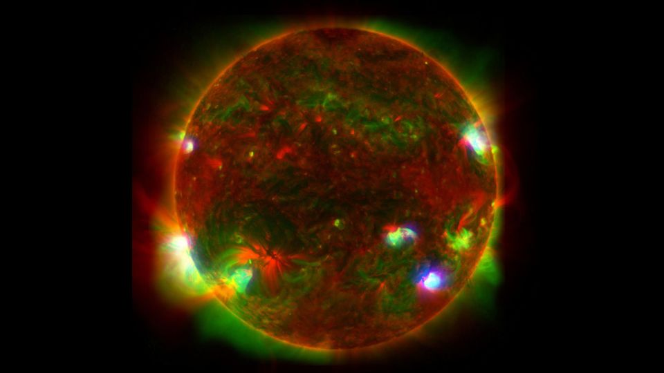 Lần đầu tiên chụp được ảnh tia X tạo ra bởi các ngọn lửa nano của Mặt Trời