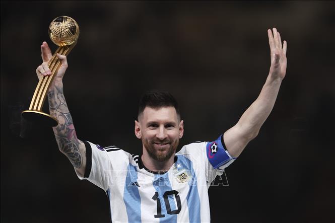 Lionel Messi giành giải 'Cầu thủ xuất sắc nhất năm' tại FIFA The Best