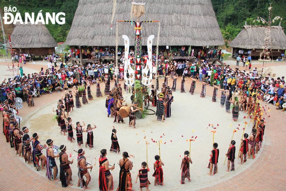 Hội làng mừng xuân, nét văn hóa truyền thống được tái hiện trong dịp Tết Nguyên đán năm nay.