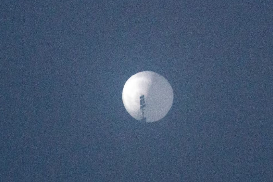 Khinh khí cầu Trung Quốc trên bầu trời Mỹ. Ảnh: Getty Images