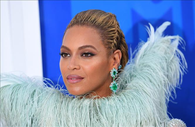 Nữ ca sĩ Beyoncé là nghệ sĩ đầu tiên của Grammy 2023 được vinh danh với 3 giải thưởng 