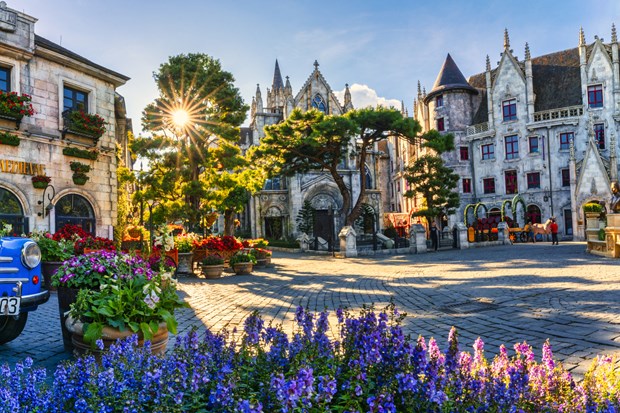 At Ba Na Hill, a popular tourist destination in Da Nang (Photo: banahills.sunworld.vn)