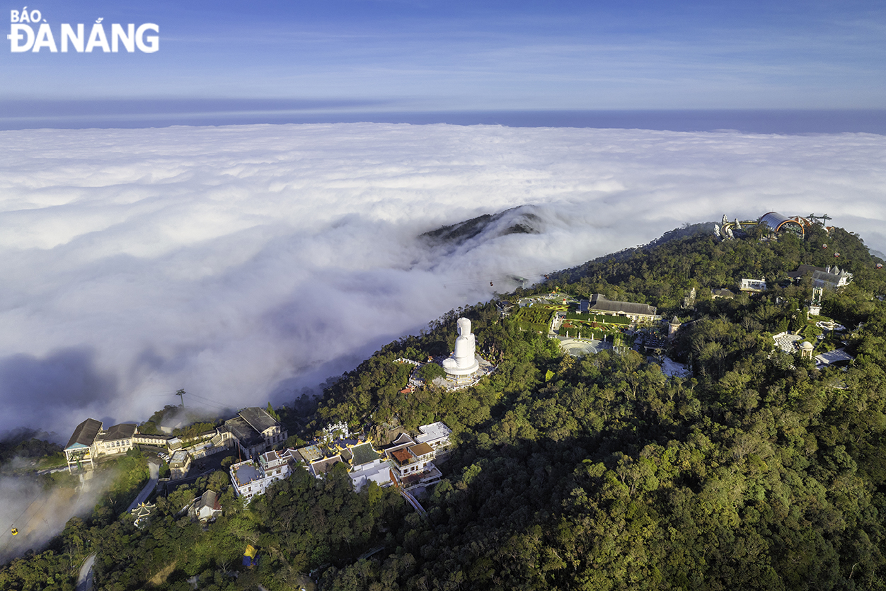 A view of the Ba Na Hills Tourist Area from above. Photo: PHAM PHUNG 