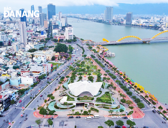 Công viên APEC là một trong những điểm nhấn ấn tượng của thành phố.  Ảnh: XUÂN SƠN