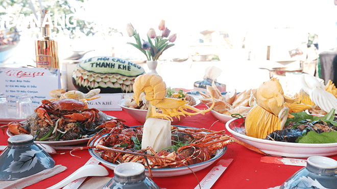 Dishes are cooked by a team from An Khe Ward