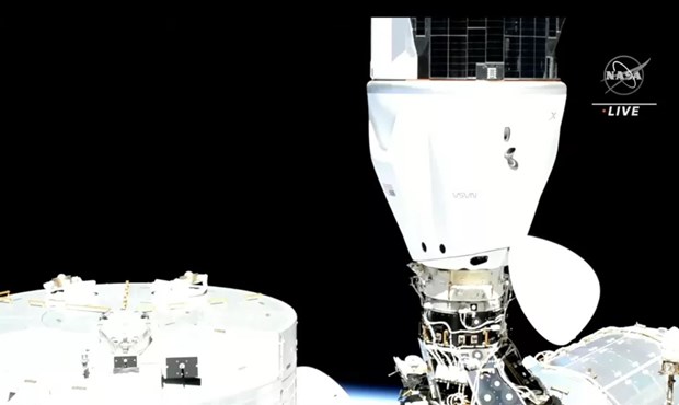 Tàu vũ trụ Dragon ghép nối thành công với Trạm Vũ trụ Quốc tế