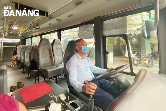 Xe buýt Đà Nẵng: Bao giờ thu hút khách?
