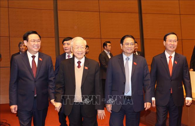 Tổng Bí thư Nguyễn Phú Trọng với các đồng chí lãnh đạo Đảng, Nhà nước. Ảnh: TTXVN