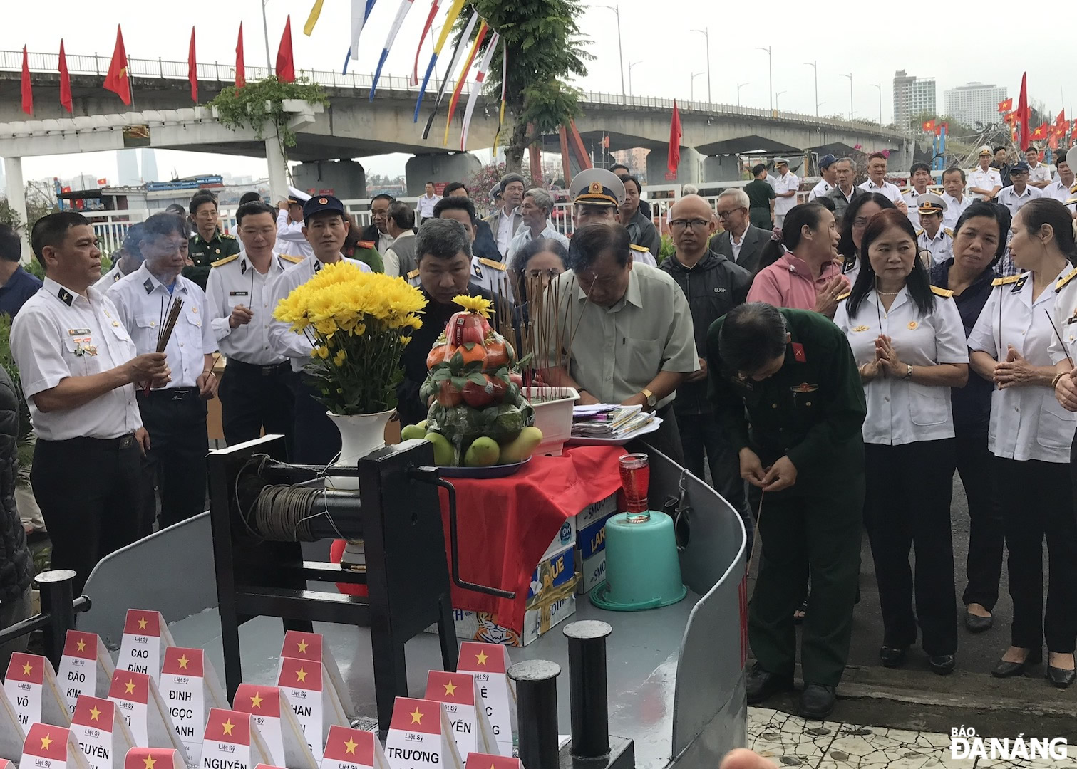 Lễ tưởng niệm, tri ân các anh hùng, liệt sĩ Gạc Ma tại Đà Nẵng.