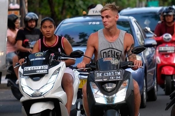 Indonesia moves to handle misbehaving foreign tourists on Bali. (Photo: Tempo)