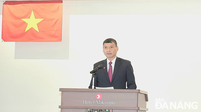 Phó Chủ tịch Thường trực UBND thành phố Hồ Kỳ Minh phát biểu tại hội thảo.
