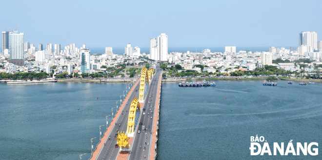 Da Nang urban area has been developing strongly to the east. Photo: HOANG HIEP