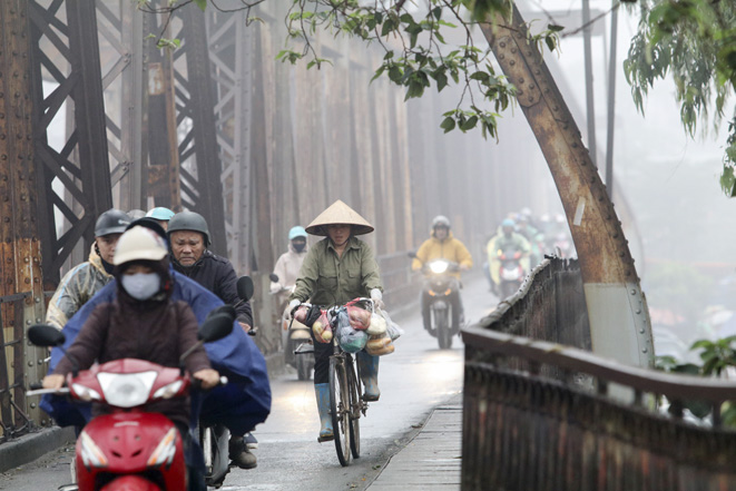 Thời tiết ngày 13-4: Bắc Bộ có sương mù, mưa phùn, Nam Bộ nắng nóng