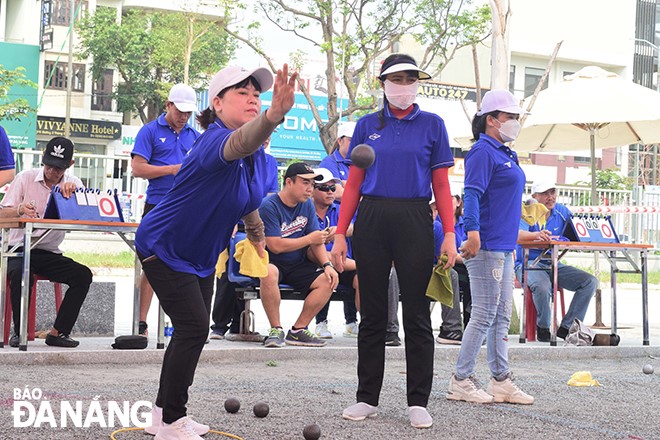 Athletes competing in the Da Nang Petanque Championship 2023