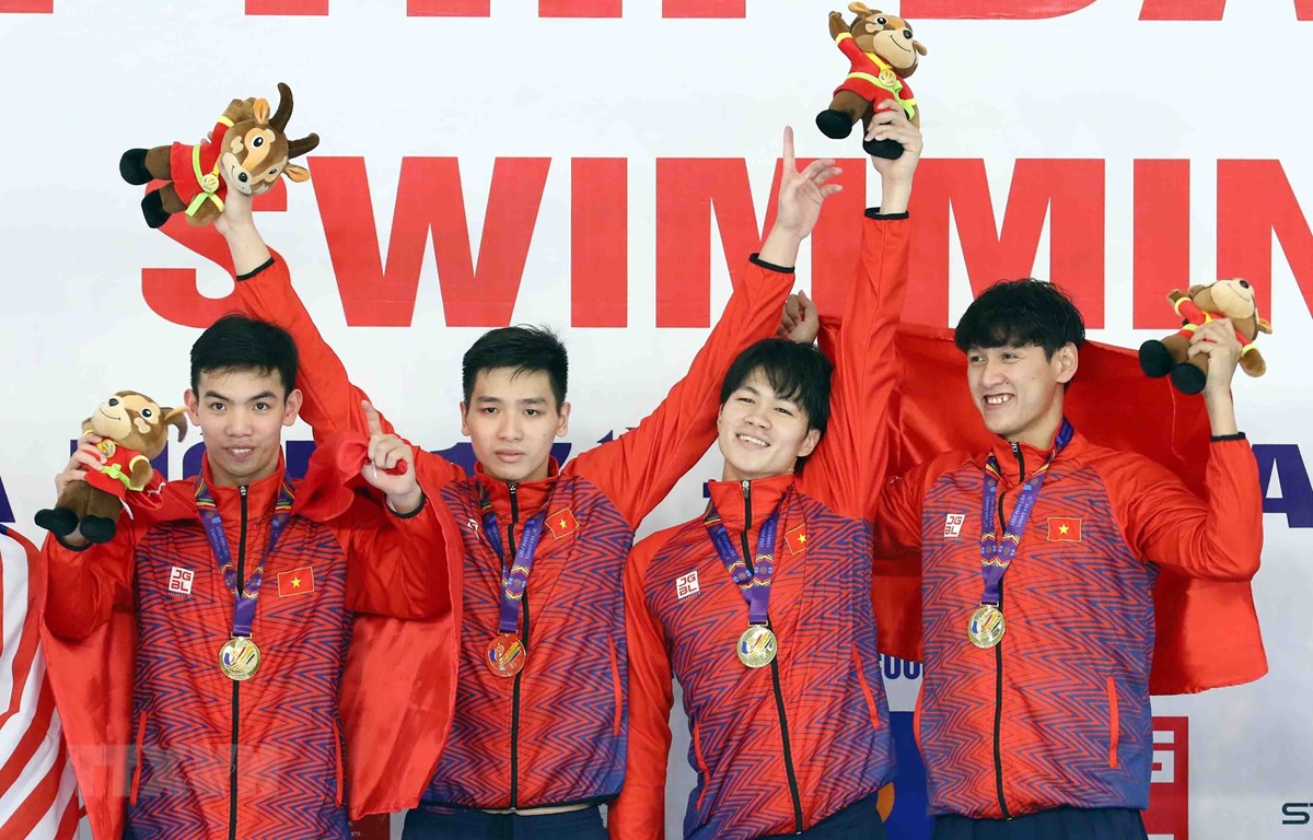 Đoàn thể thao Việt Nam đặt mục tiêu giành 100 huy chương tại SEA Games 32. (Ảnh: TTXVN)