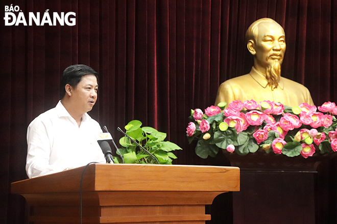 Phó Bí thư Thường trực Thành ủy Lương Nguyễn Minh Triết phát biểu kết luận tại hội nghị. Ảnh: X.D