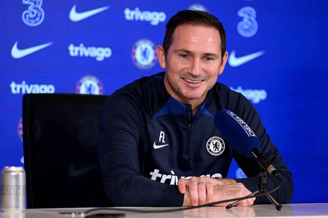 Lampard là huấn luyện viên thứ 3 của Chelsea mùa này. Ảnh: DM