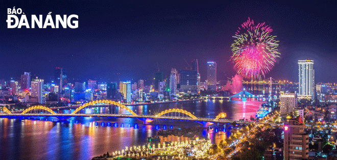 The annual International Fireworks Festival has become a trademark of Da Nang in terms of its own unique cultural products and tourism services. Photo: KIM LIEN