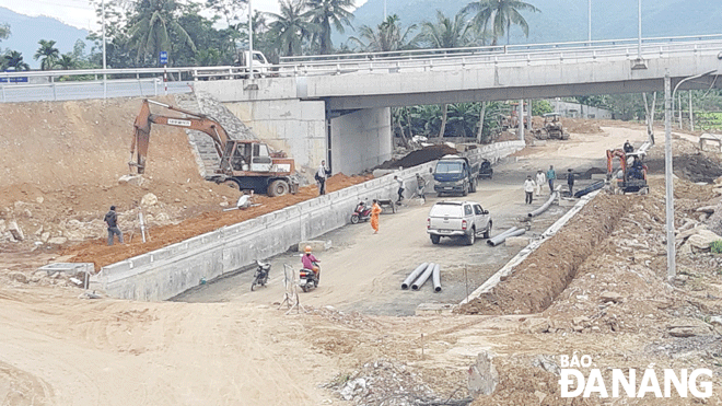 The building of road project DT601 is in progress. Photo: THANH LAN