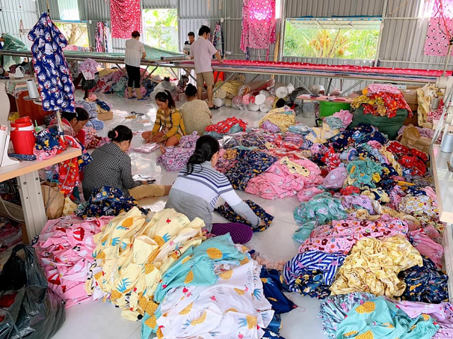 Xưởng may đồ bộ ngủ pijama của Yamo.