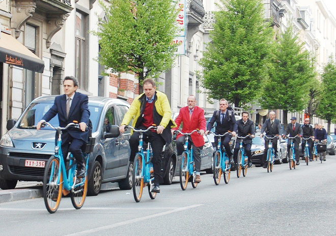 Những người đi làm bằng xe đạp ở Bỉ có thể yêu cầu trợ cấp khoảng 0,24 euro/km. Ảnh: Discoveringbelgium	