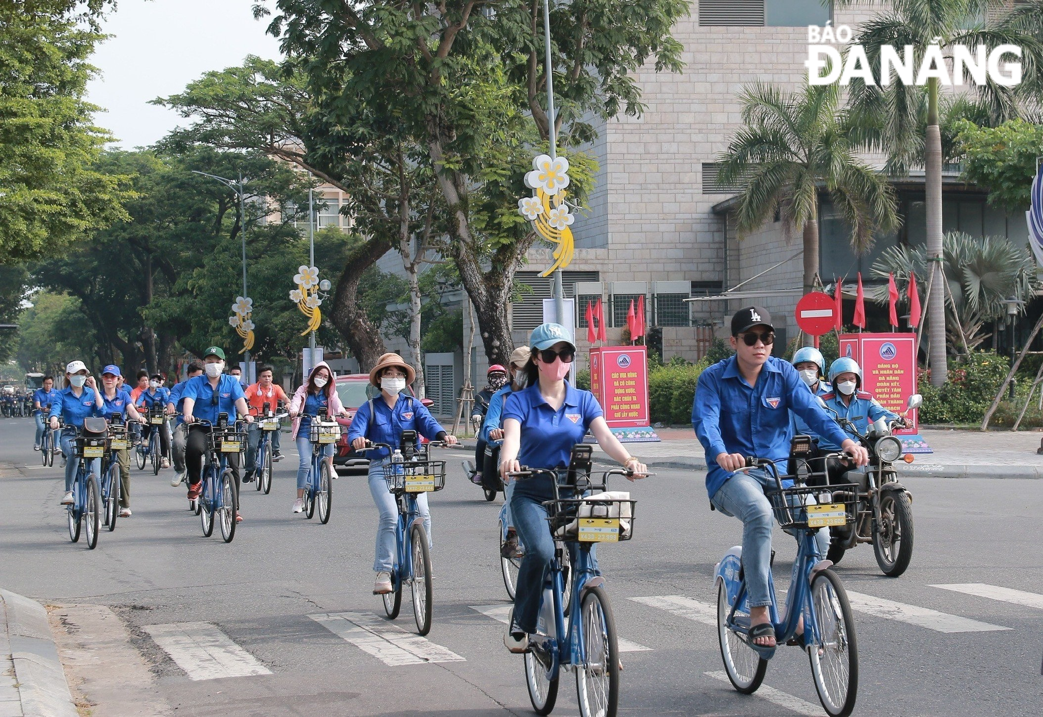 Youth Union members cycled along Tran Phu Street as part of the parade. Photo: X.DONG